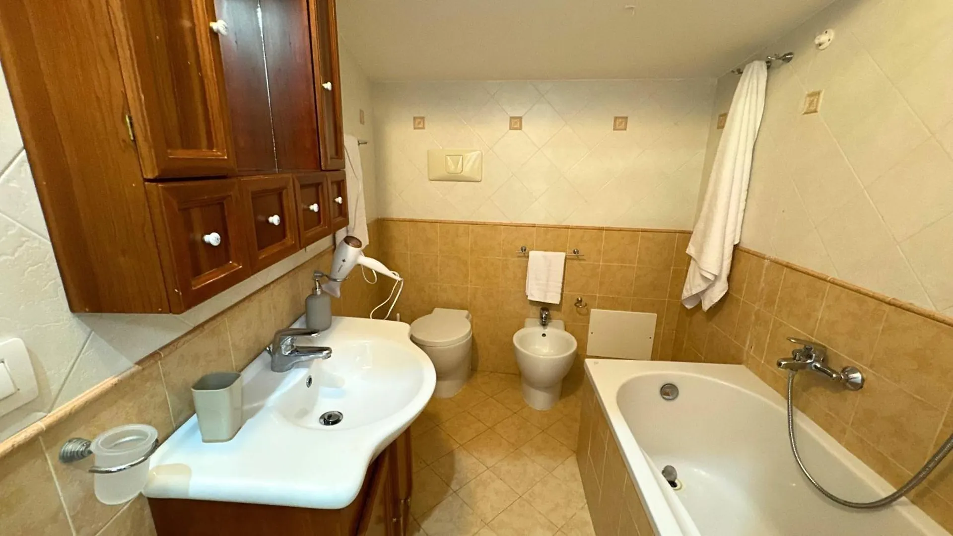 Cefalu Shore House - 100M To Sea דירה